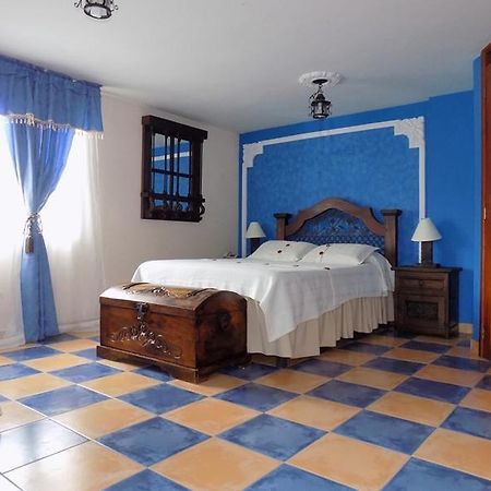 Hotel Casa Colonial Santa Rosa De Cabal Exteriör bild