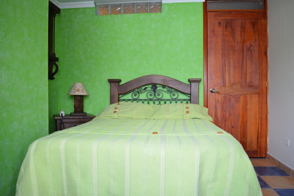 Hotel Casa Colonial Santa Rosa De Cabal Rum bild