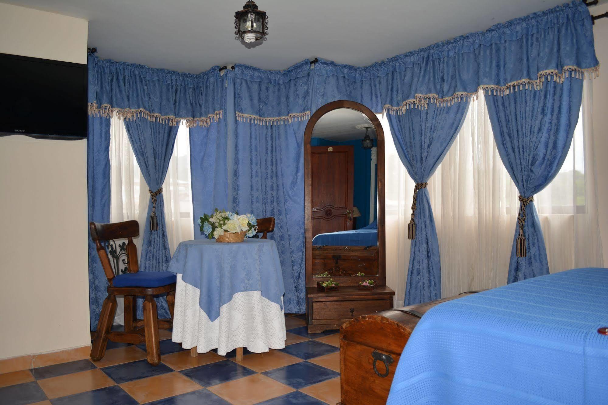 Hotel Casa Colonial Santa Rosa De Cabal Exteriör bild