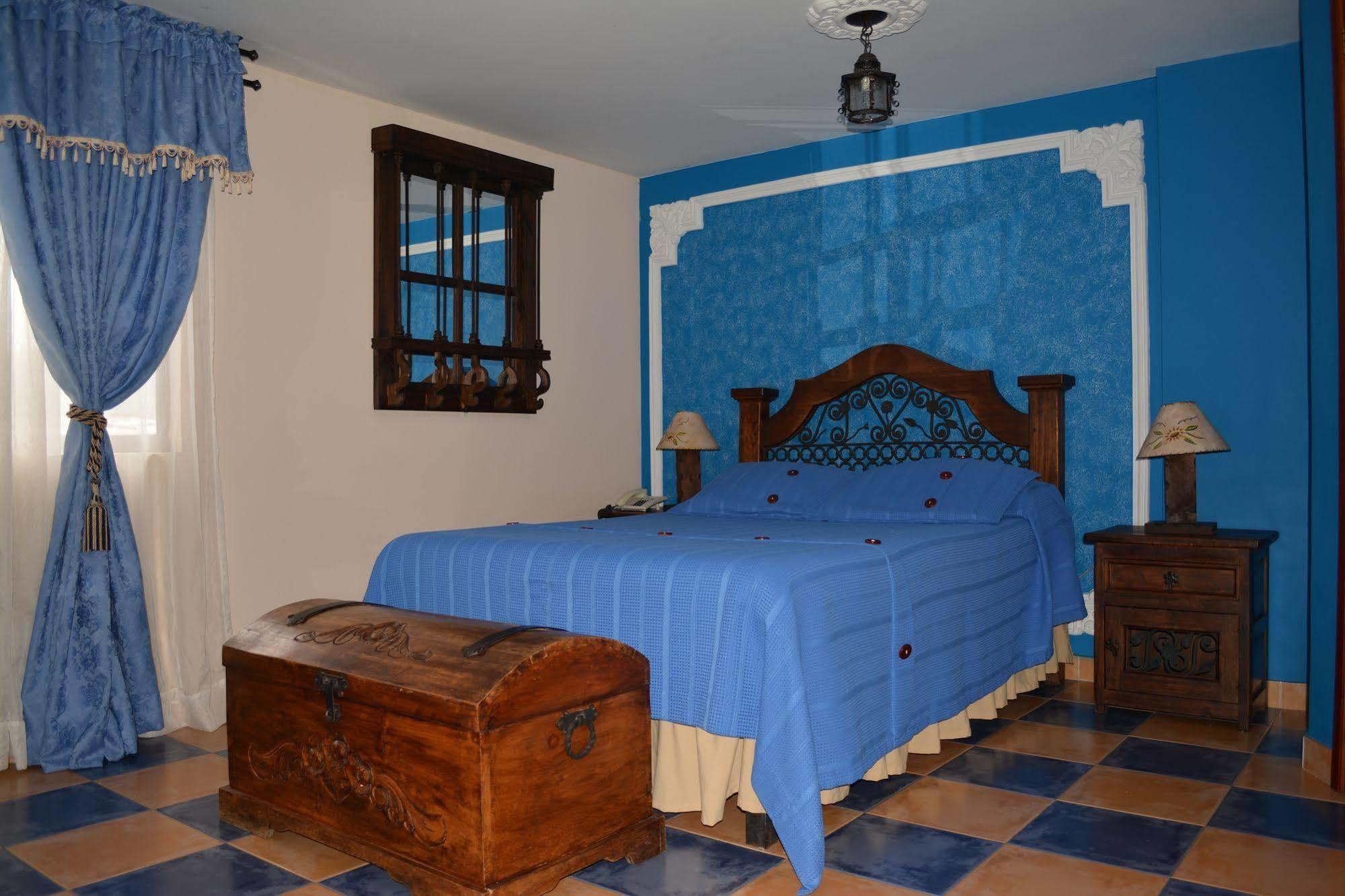 Hotel Casa Colonial Santa Rosa De Cabal Exteriör bild